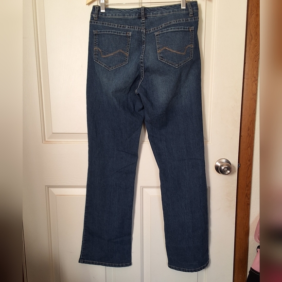Woman's jeans - Picture 4 of 9